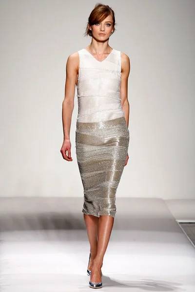 Look 34